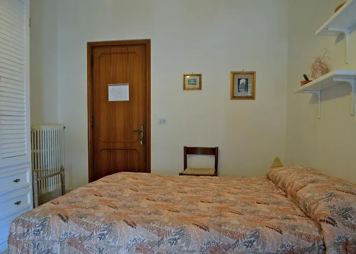 La Ozza Πανσιόν 3*