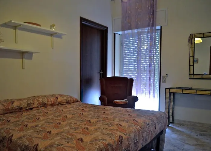 La Ozza Πανσιόν