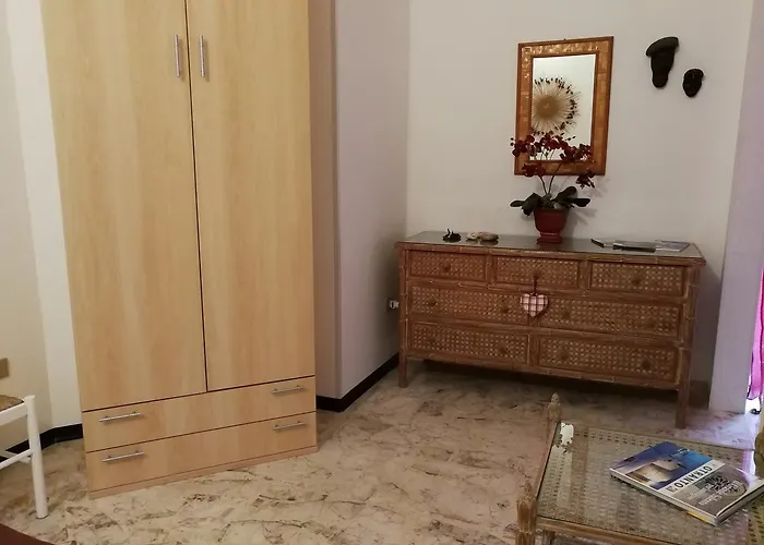 La Ozza Πανσιόν Οτράντο